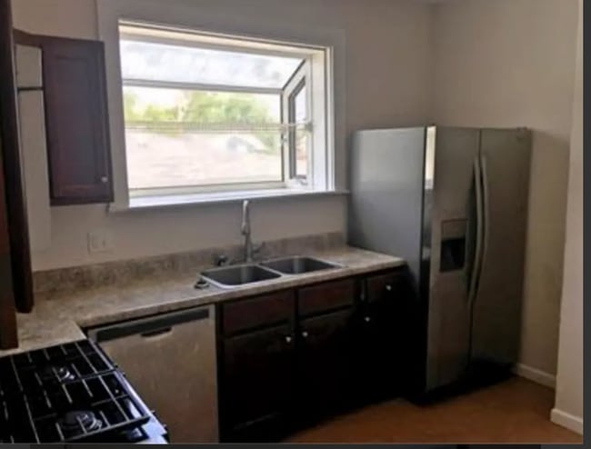 Building Photo - 3620 Cleves Ave