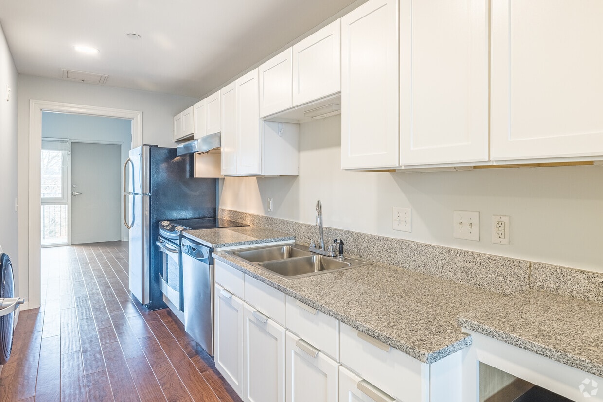 Hilltop House Downtown Apartment Homes Apartments in WinstonSalem, NC