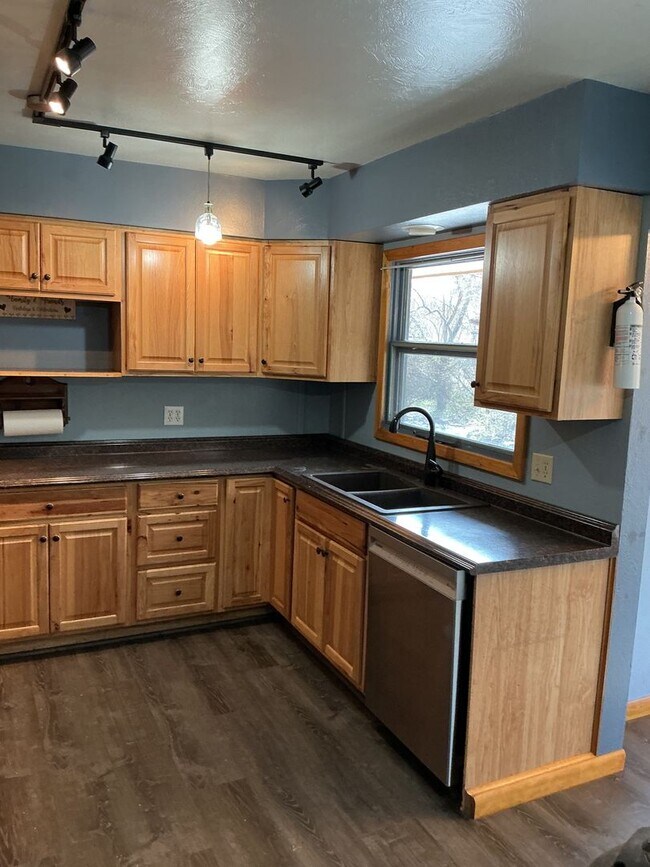 Foto del edificio - 155 Blanchard Lake Rd