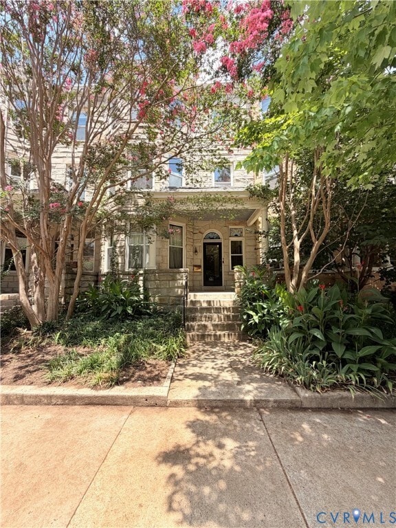 Building Photo - 1620 Grove Ave