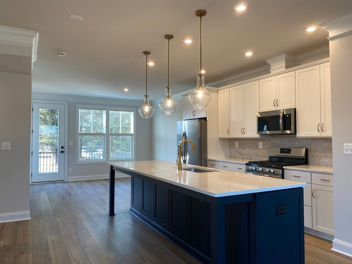 Foto principal - 3197 Acadia Dr