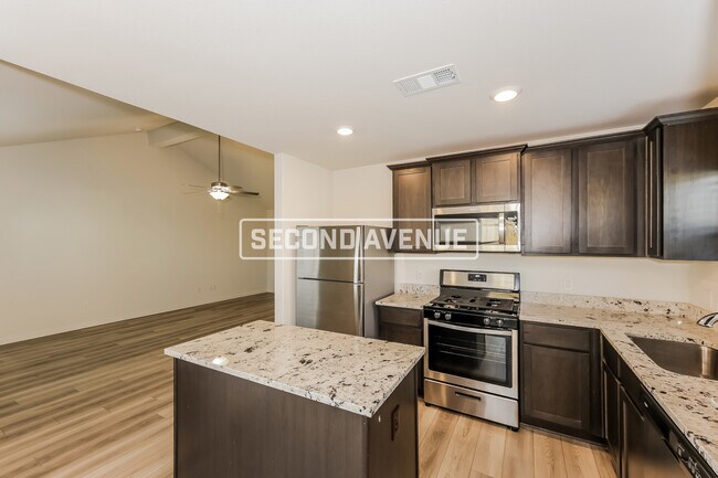 Building Photo - 327 Condie Russell Ave