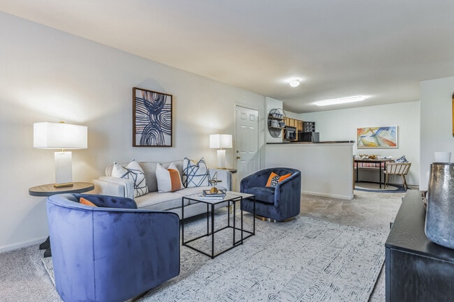 Foto del edificio - Deer Meadow Village