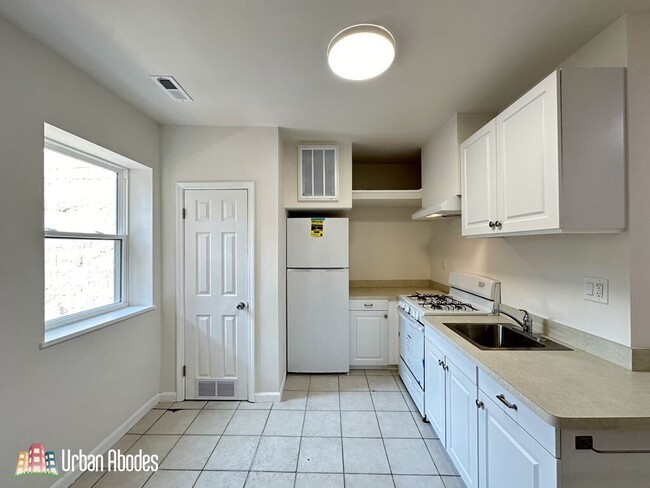Foto del edificio - 5804 N Broadway St