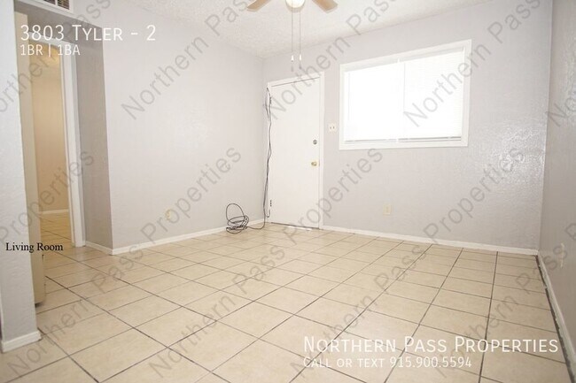 Building Photo - Cozy 1 BDR Apartment in Central!