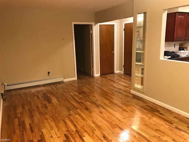 Foto del edificio - 3052 81st St