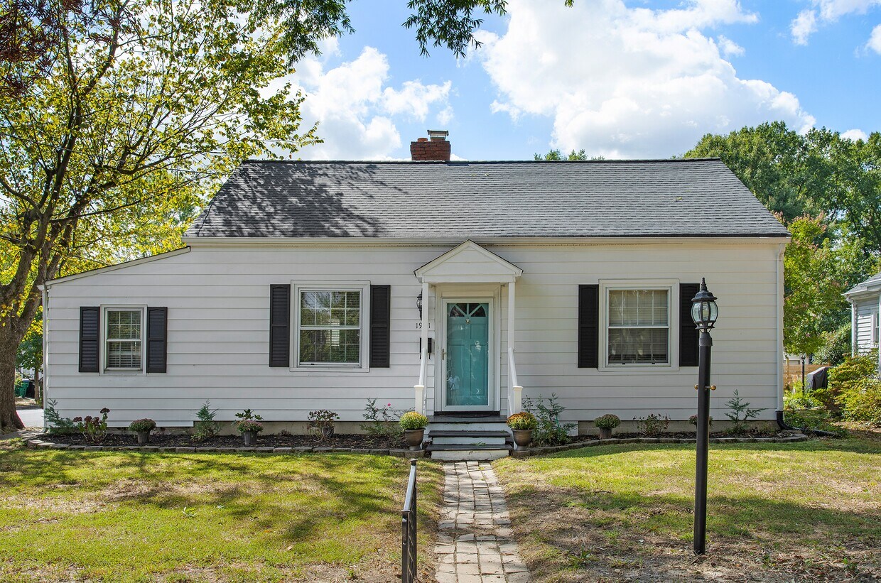 1901 Seddon Rd, Richmond, VA 23227 House for Rent in Richmond, VA