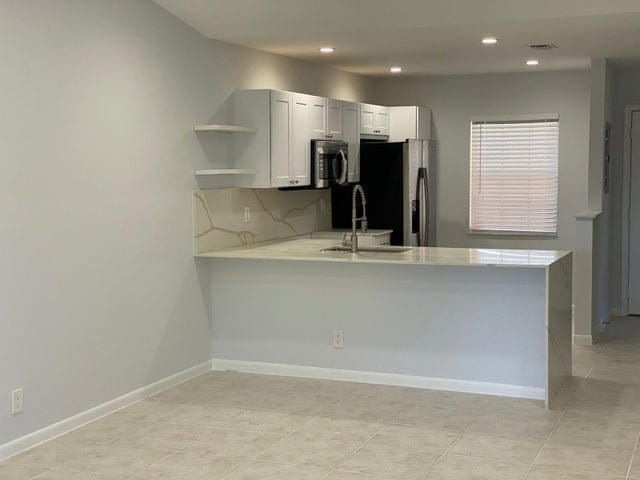 Building Photo - 9973 Three Lakes Cir