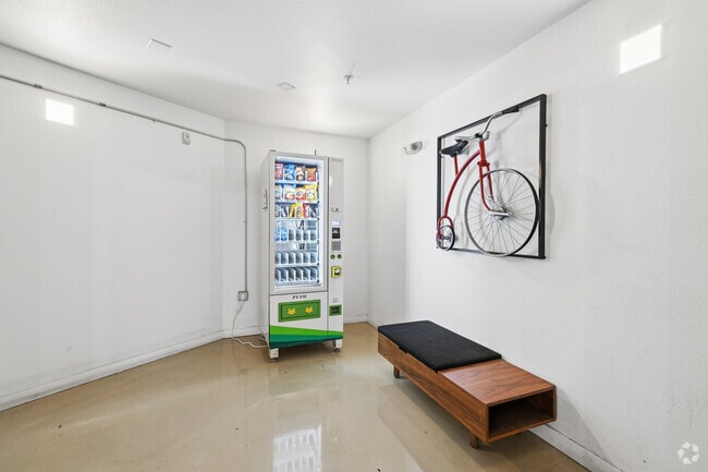 Lobby Photo - 3900 Adeline