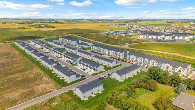 Foto del edificio - Yukon at Benson