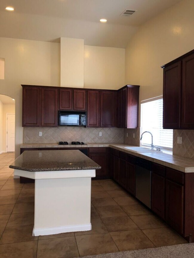 Foto del edificio - 13003 Lake Pueblo Way