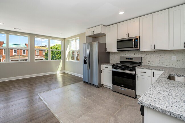Kitchen - 2603 Quantico Ave