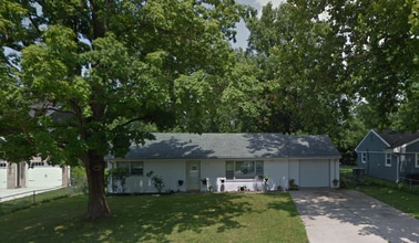 Building Photo - 918 Lindberg Rd