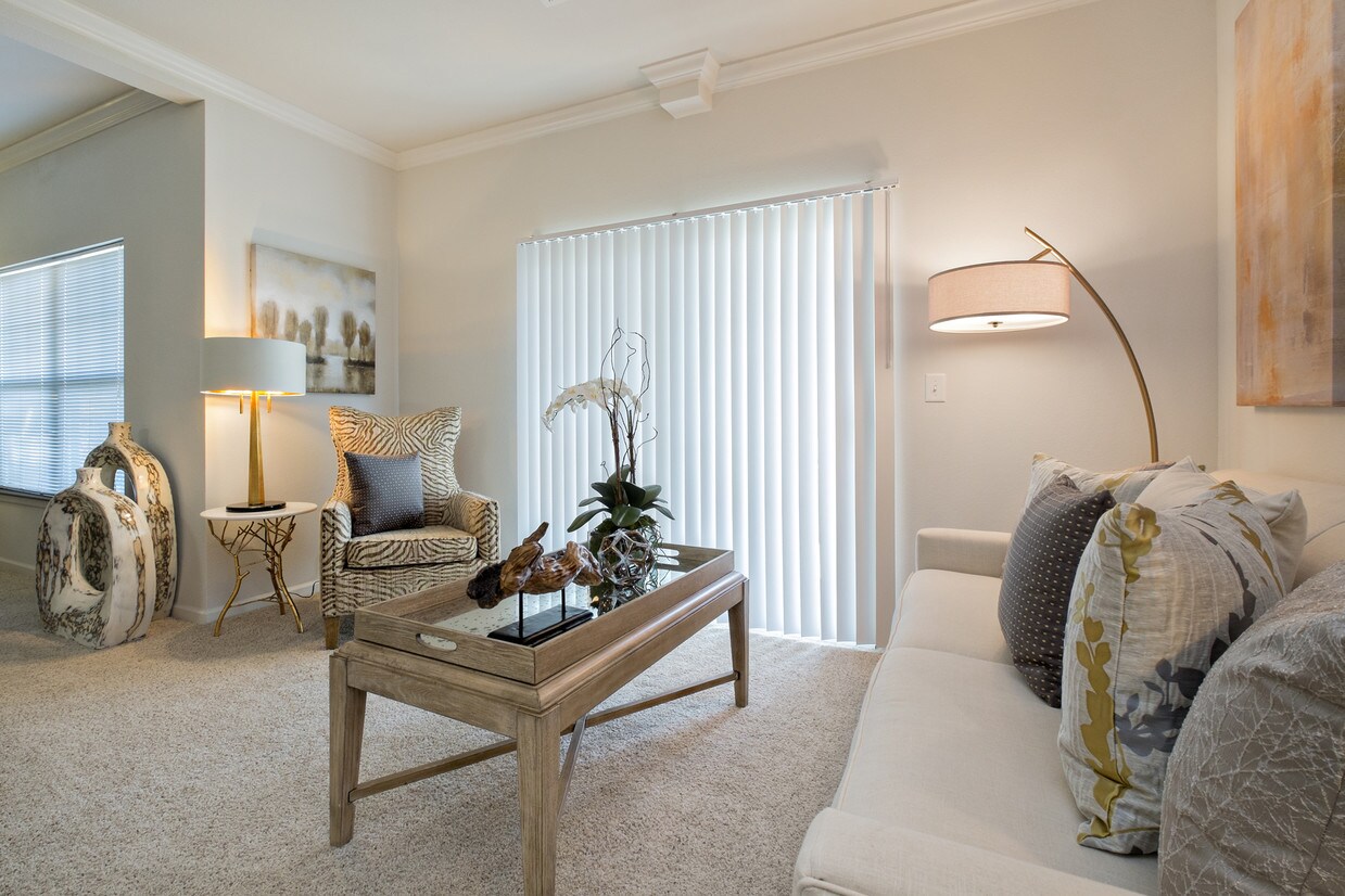 Eastland Trails Apartments Rentals - Independence, MO Apartments