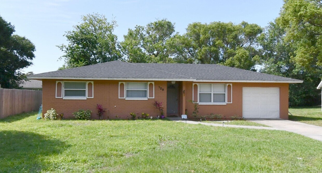 Spacious 4BD/2BA Sanford Gem – Room to Grow Near Historic Downtown! - Spacious 4BD/2BA Sanford Gem – Room to Grow Near Historic Downtown!