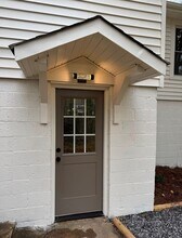 Building Photo - 250 N Anderson St