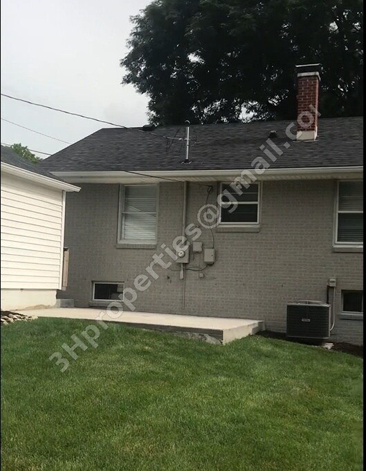 Foto del edificio - 5630 Erskine St