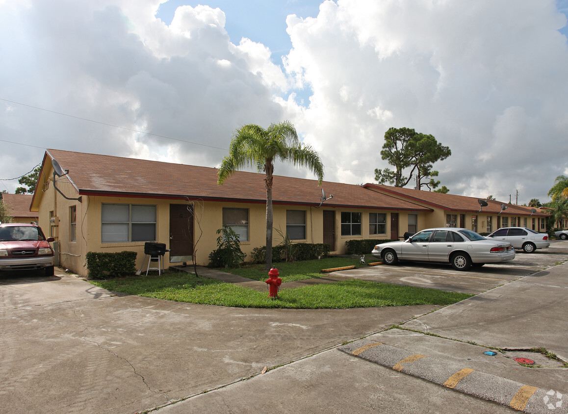 Foto del edificio - Phoenix Place Apartments