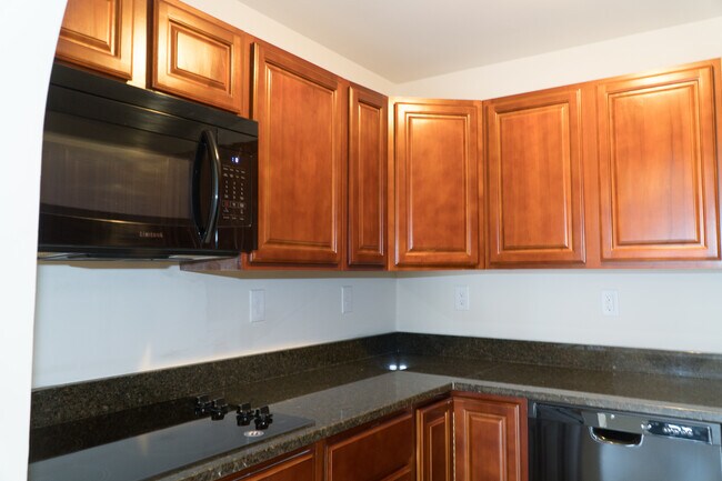 Photo - 1023 N Calvert St Apartments