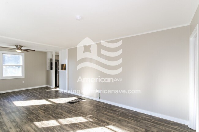 Foto del edificio - 663 Seymour Dr