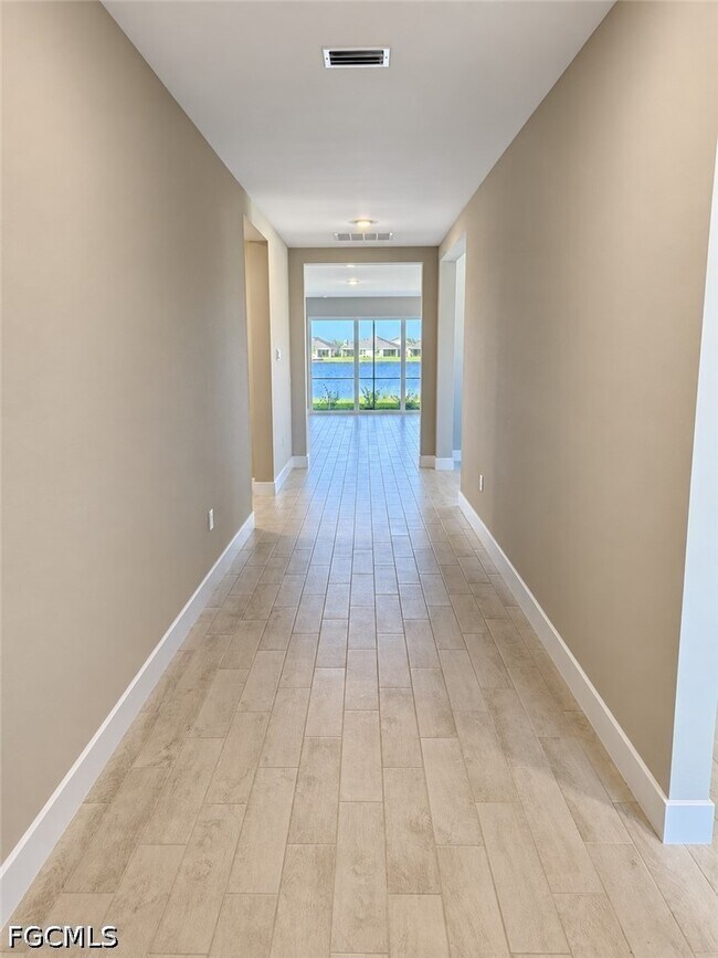 Foto del edificio - 44643 Plumeria St