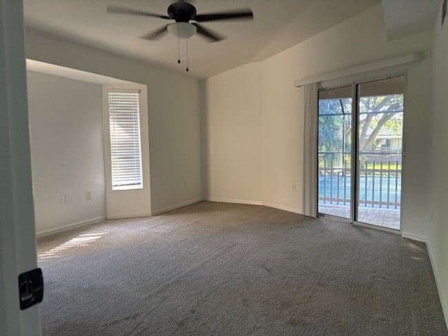 Building Photo - Flexible Space, Great Location – Rent This...