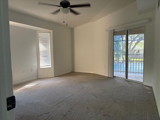 Foto del edificio - Flexible Space, Great Location – Rent This...