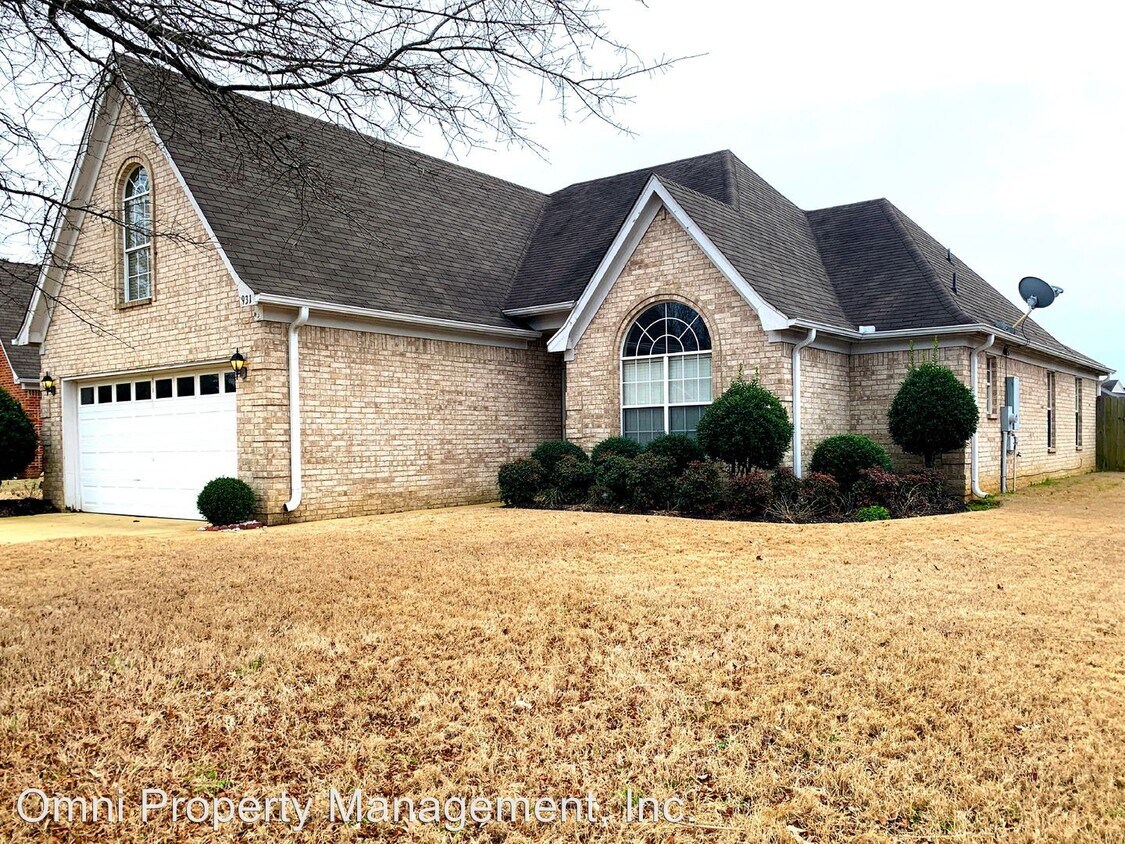 Primary Photo - 4 br, 2 bath House - 931 KEEBLER CV