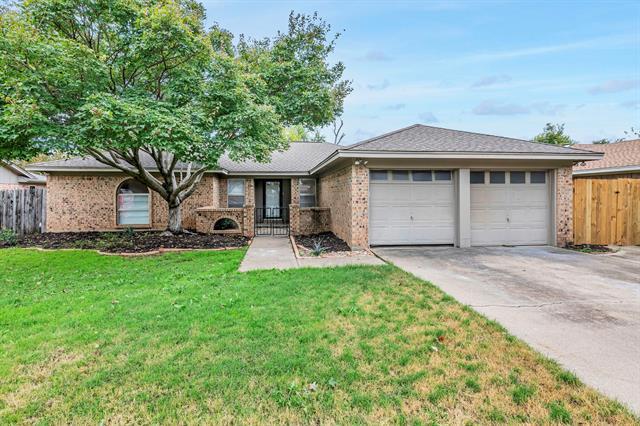 Primary Photo - 305 Northglen Dr