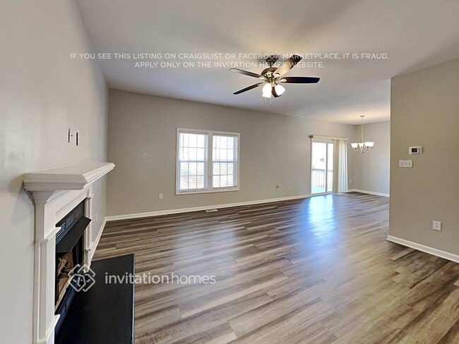 Building Photo - 3605 Saguaro Ct