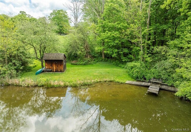 Foto del edificio - 1282 Hollow Rd