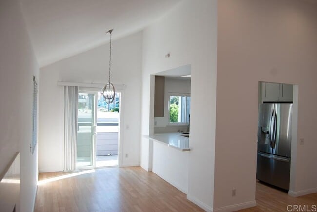 Building Photo - 5037 Niagara Ave