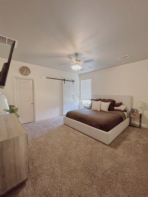 Foto del edificio - 5208 Kemper St