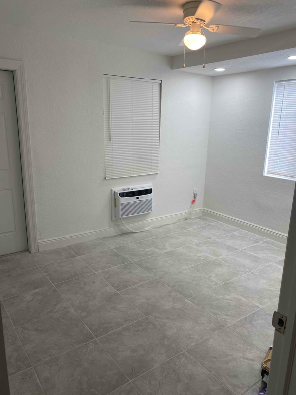 Foto del edificio - 1637 NW 59th St