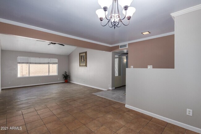 Building Photo - 5138 W Desert Cove Ave