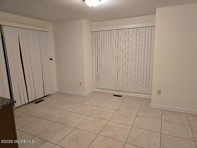 Building Photo - 157 Northampton Dr
