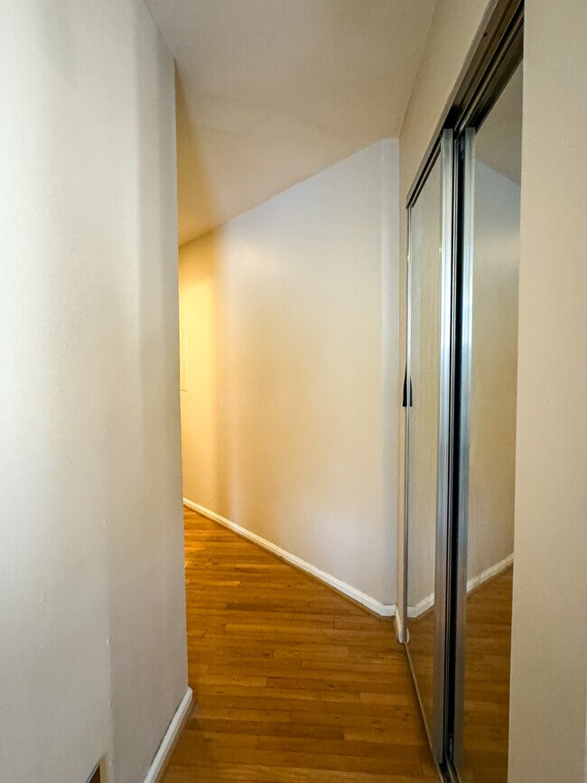 Foto del edificio - 1415 Chapin St NW