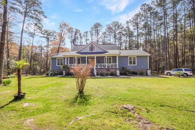 Building Photo - 324 Hall Rd Hampton VA 23664
