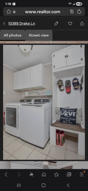 Building Photo - 10389 Drake Ln