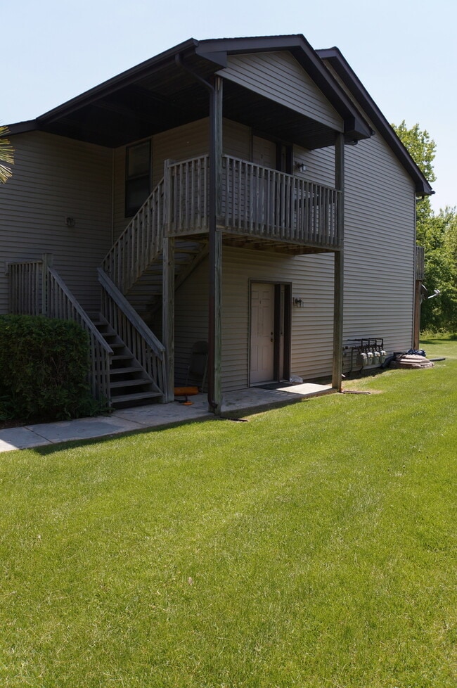Building Photo - 515 Bienterra Trail