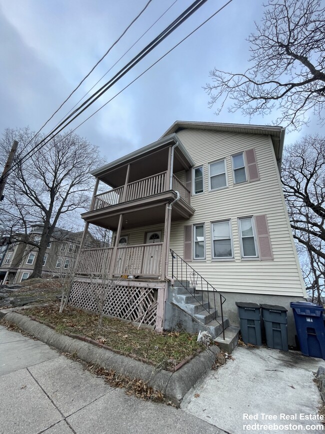 Photo - 14 Logan St Apartment