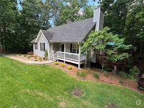 Building Photo - 226 Mountain Brook Cir