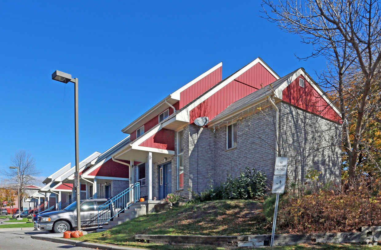 Building Photo - Willow Park