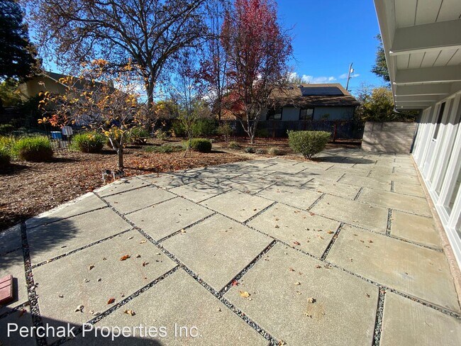 Foto del edificio - 3 br, 2 bath House - 3125 Santa Maria Drive