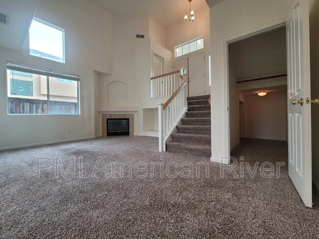 Foto del edificio - 2825 Babson Dr