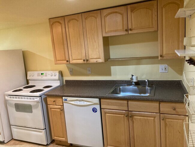 Foto del edificio - 622 Kenyon St NW