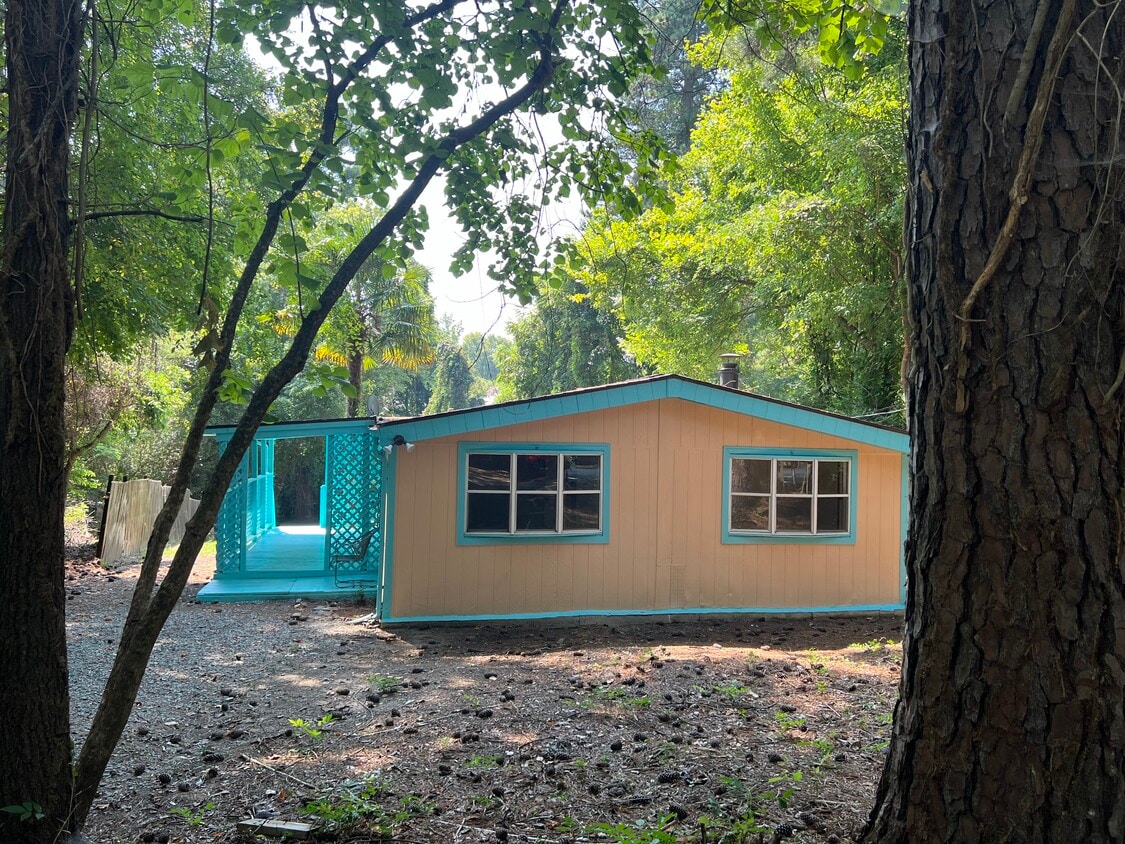 Foto principal - 112 Hillcrest Ave