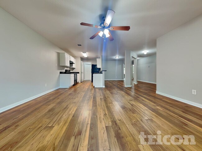 Foto del edificio - 4063 Pedernales River Ln