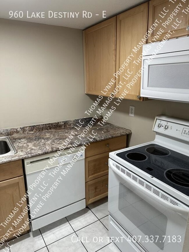 Photo - 960 Lake Destiny Rd Townhome