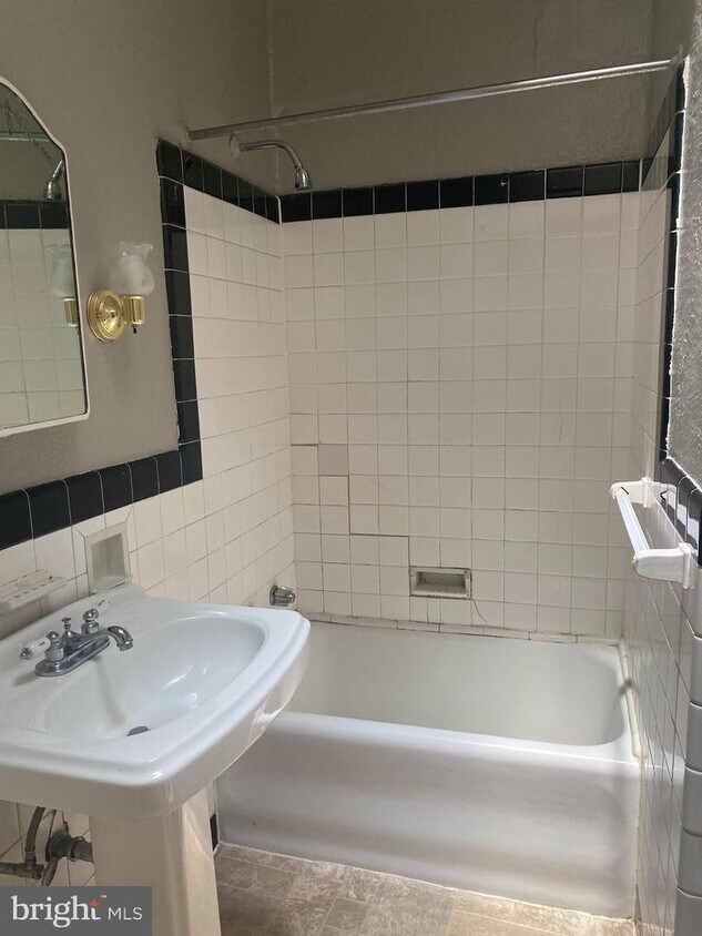 236 Harvey St, Philadelphia, PA 19144 House Rental in Philadelphia